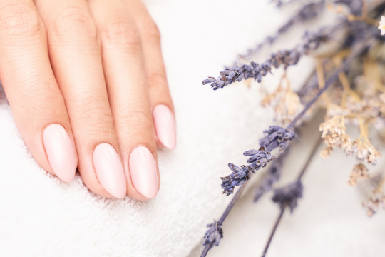 Manicura esmalte normal